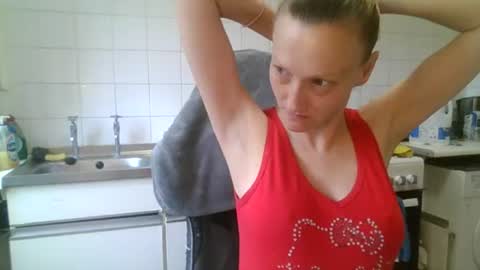 mistressmilly32 online show from June 17, 10:06 am