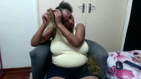 mistressshirleyx online show from October 30, 5:57 pm