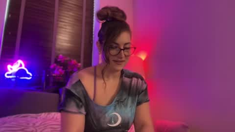 Snapshot of mistresssx chatting on March 27, 2:06 pm Miss X online show from March 27, 2:06 pm
