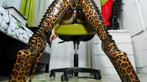 Snapshot of mistresstiffany69 chatting on July 28, 11:17 am Tiffany online show from July 28, 11:17 am