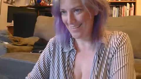 Misty Mountains online show from May 6, 3:46 am