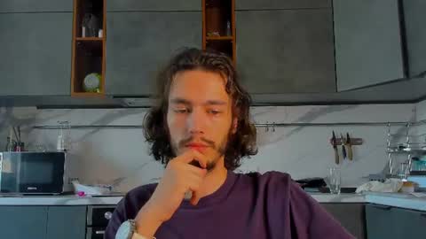 MitchelKurse online show from July 11, 11:46 am