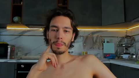 MitchelKurse online show from August 3, 12:54 pm