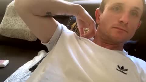 mitchi198989 online show from April 2, 11:08 am