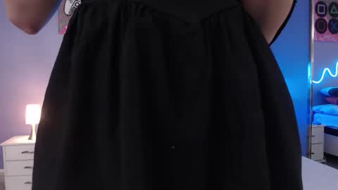 Mtica Brennet online show from October 4, 3:43 pm