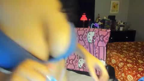 Snapshot of mixed_baedd chatting on November 7, 6:35 am mixedbaedd online show from November 7, 6:35 am