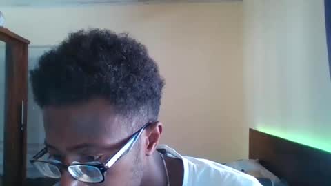 mixedboy_sexy online show from October 15, 9:31 am