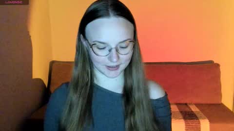 Miya online show from October 8, 7:00 pm