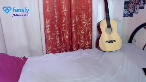 Miyakabebe online show from May 23, 9:52 pm