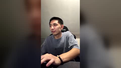 mizukix300 online show from March 25, 10:05 pm