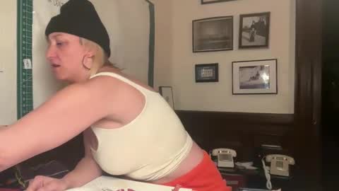 Mizz Storm online show from February 22, 4:13 am