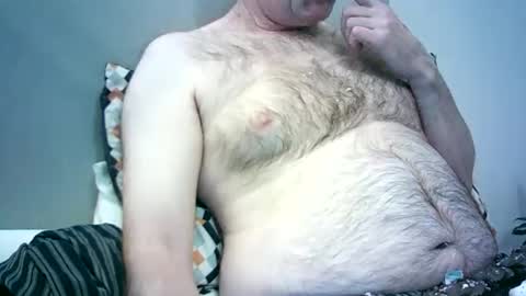 Snapshot of mjm19742025 chatting on December 17, 9:10 pm mjm19742025 online show from December 17, 9:10 pm