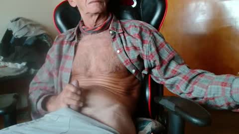 Snapshot of mjmadurengue chatting on June 29, 5:13 pm Mario jose online show from June 29, 5:13 pm