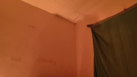 MoonLipson online show from March 31, 8:15 am