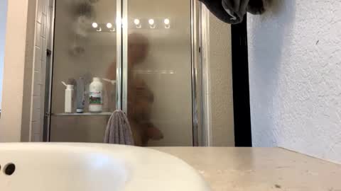 Snapshot of mmartinez7 chatting on November 1, 8:00 pm mmartinez7 online show from November 1, 8:00 pm