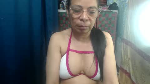 kelly online show from September 25, 7:39 pm