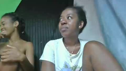 Snapshot of mmerela chatting on February 25, 6:45 am mmerela online show from February 25, 6:45 am