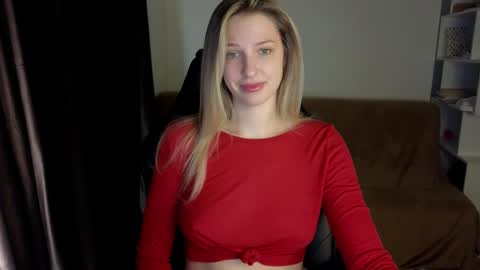 Lili online show from December 25, 5:58 pm