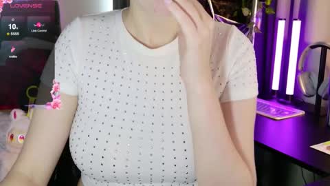 mmm_sweety_kitty online show from February 19, 8:10 am