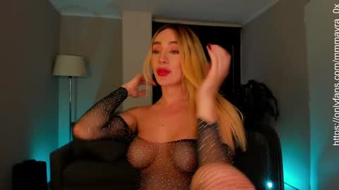 MAYRA   online show from December 4, 9:57 pm