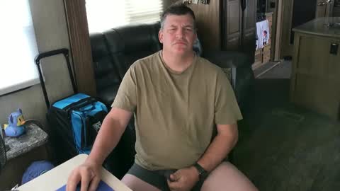 mmmthatsfunnn online show from September 19, 9:37 pm