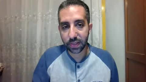 Snapshot of mmohsen_1985 chatting on December 1, 11:14 pm mmohsen_1985 online show from December 1, 11:14 pm