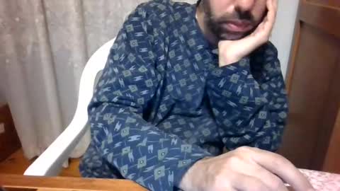 Snapshot of mmohsen_1985 chatting on January 5, 10:19 pm mmohsen_1985 online show from January 5, 10:19 pm