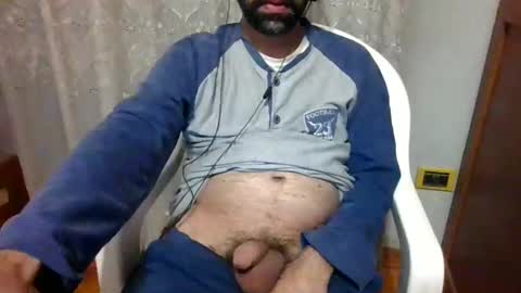 Snapshot of mmohsen_1985 chatting on January 27, 9:44 pm mmohsen_1985 online show from January 27, 9:44 pm