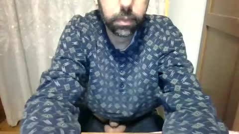 Snapshot of mmohsen_1985 chatting on February 4, 11:06 pm mmohsen_1985 online show from February 4, 11:06 pm