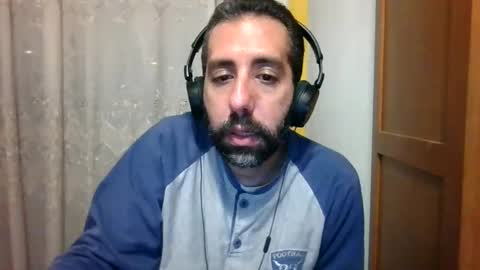 Snapshot of mmohsen_1985 chatting on March 9, 10:52 pm mmohsen_1985 online show from March 9, 10:52 pm