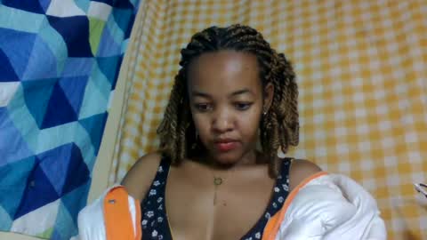 mmyriame online show from July 11, 10:18 am