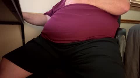 mnguy19726969 online show from September 12, 5:13 pm