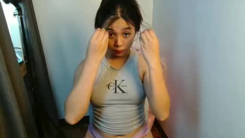 mnopxx33 online show from February 23, 6:11 am