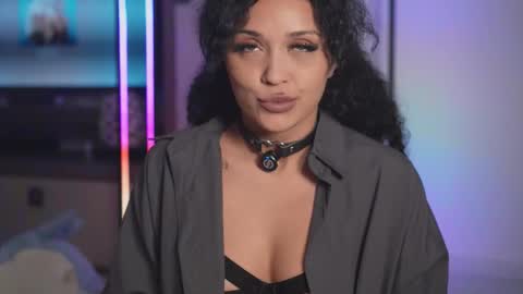 Snapshot of moan_4_you chatting on October 6, 10:02 am Ruxxx online show from October 6, 10:02 am