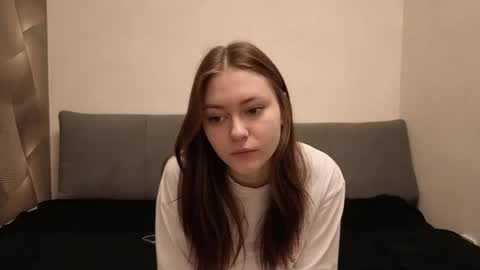 Alyaska online show from April 21, 2:01 pm