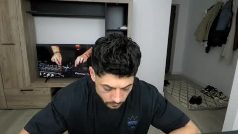 fitbody online show from March 8, 11:30 pm