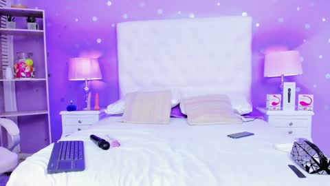 Sophia  online show from January 7, 7:06 pm