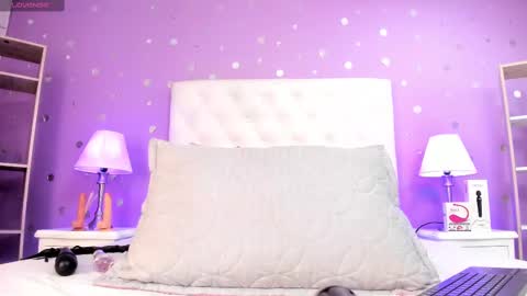 Sophia  online show from September 12, 7:58 pm