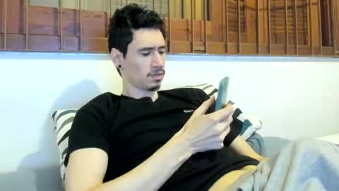 DigBreed online show from January 5, 12:52 am