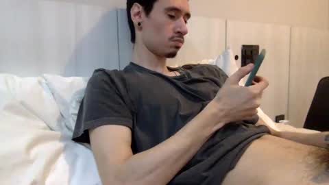 DigBreed online show from March 7, 1:42 am