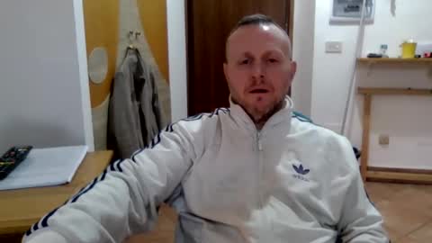 modesto1969 online show from March 18, 3:48 pm