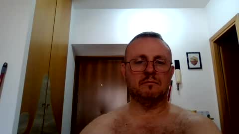 Snapshot of modesto1969 chatting on July 11, 1:58 pm modesto1969 online show from July 11, 1:58 pm