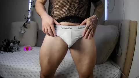 modexusparty online show from November 25, 4:40 pm