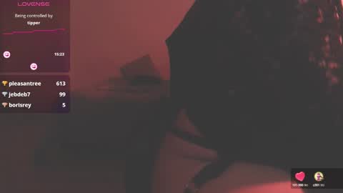 Snapshot of modjo_ chatting on January 20, 8:41 am Modjo online show from January 20, 8:41 am