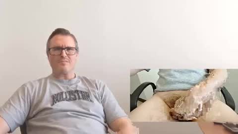 Moe online show from October 29, 5:36 pm