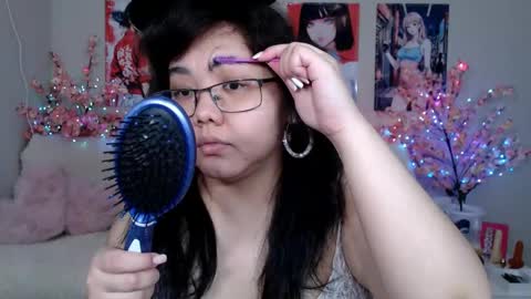 Molly online show from March 22, 5:00 am