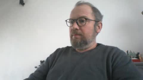 mofu781s online show from January 9, 11:03 am