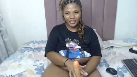 Snapshot of mogheul_slay chatting on February 2, 11:58 pm Mogheul Slay online show from February 2, 11:58 pm