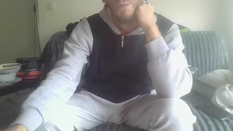 Snapshot of mohican69hot chatting on September 27, 11:04 am mohican69hot online show from September 27, 11:04 am