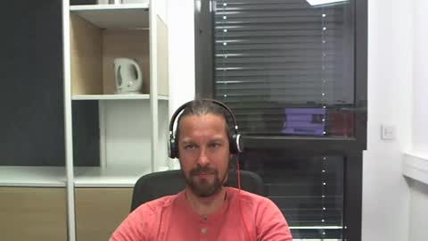 Julien online show from April 27, 2:48 pm